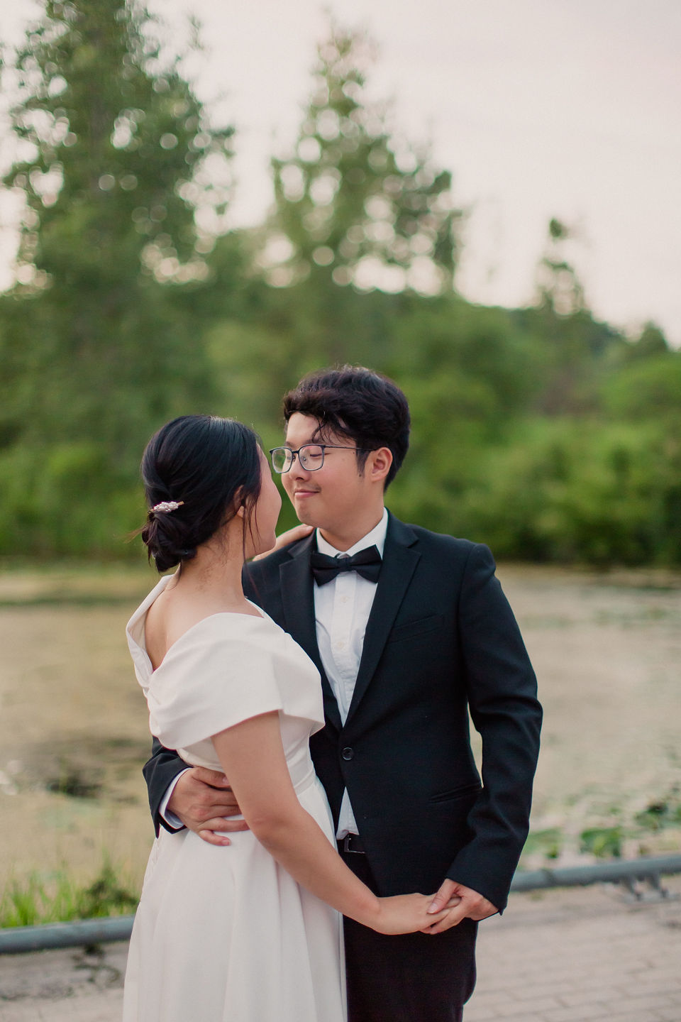 Hewson & Grace pre-wedding photo 20