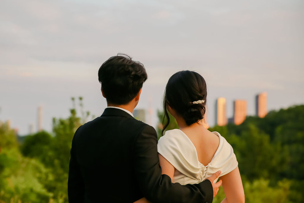 Hewson & Grace pre-wedding photo 33